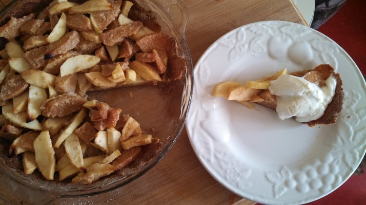 Quince & apple pie